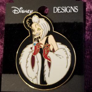 Disney World Cruella de Vil Enamel Pin Circa 90's